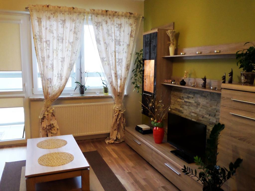Apartamenty Silver Premium Варшава Стая снимка