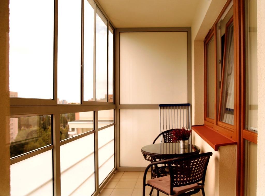 Apartamenty Silver Premium Варшава Стая снимка